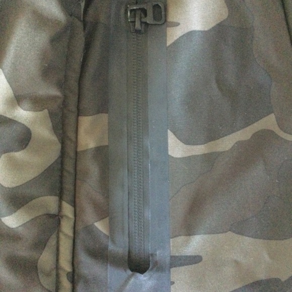 STORM MOUNTAIN BANFF BOMBER Youth Jacket Made In Canada 🇨🇦 - Picture 5 of 8